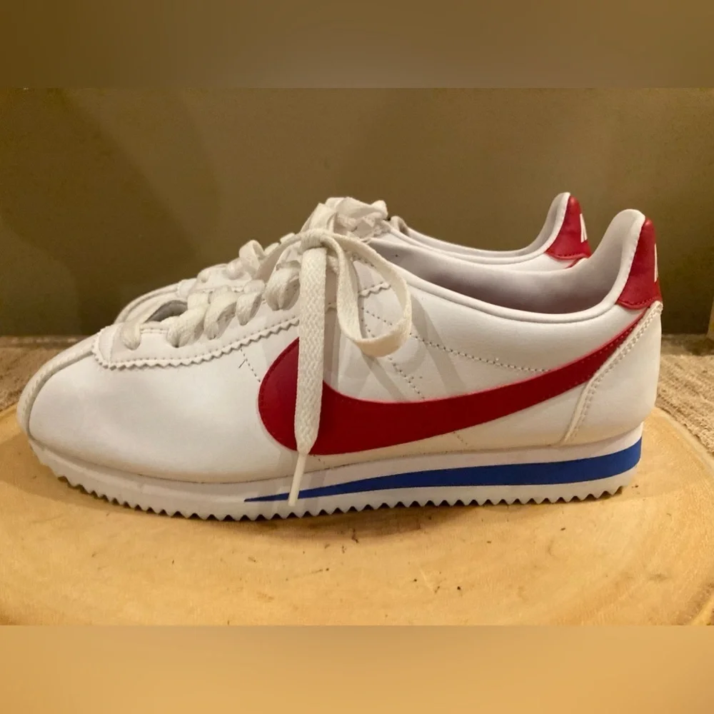 NIKE WOMEN'S CORTEZ LEATHER WHITE VARSITY RED VARSITY ROYAL 807471-103 Sz 8 Mint